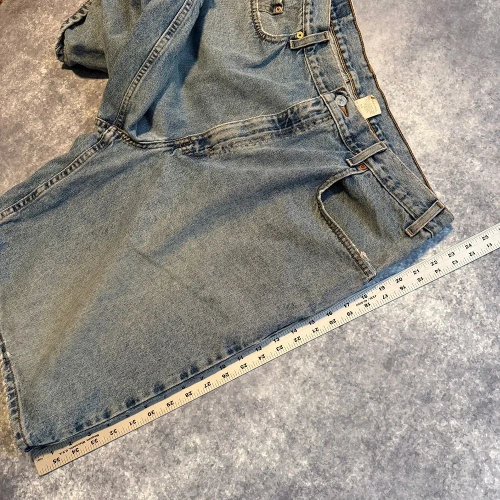 Vintage‎ Levi's 560 Mens =Relaxed Fit Denim Jean Shorts Size 40 Blue Light Wash